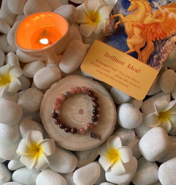 Archangel Uriel (sunstone, red tiger eye) - Image 2