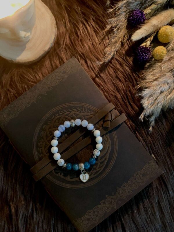 Gemini (blue lace agate, howlite, blue apatite) - Image 3